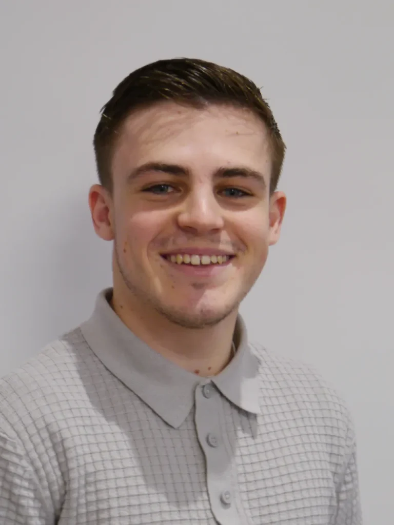 Elliot Barnes | Sales Negotiator
